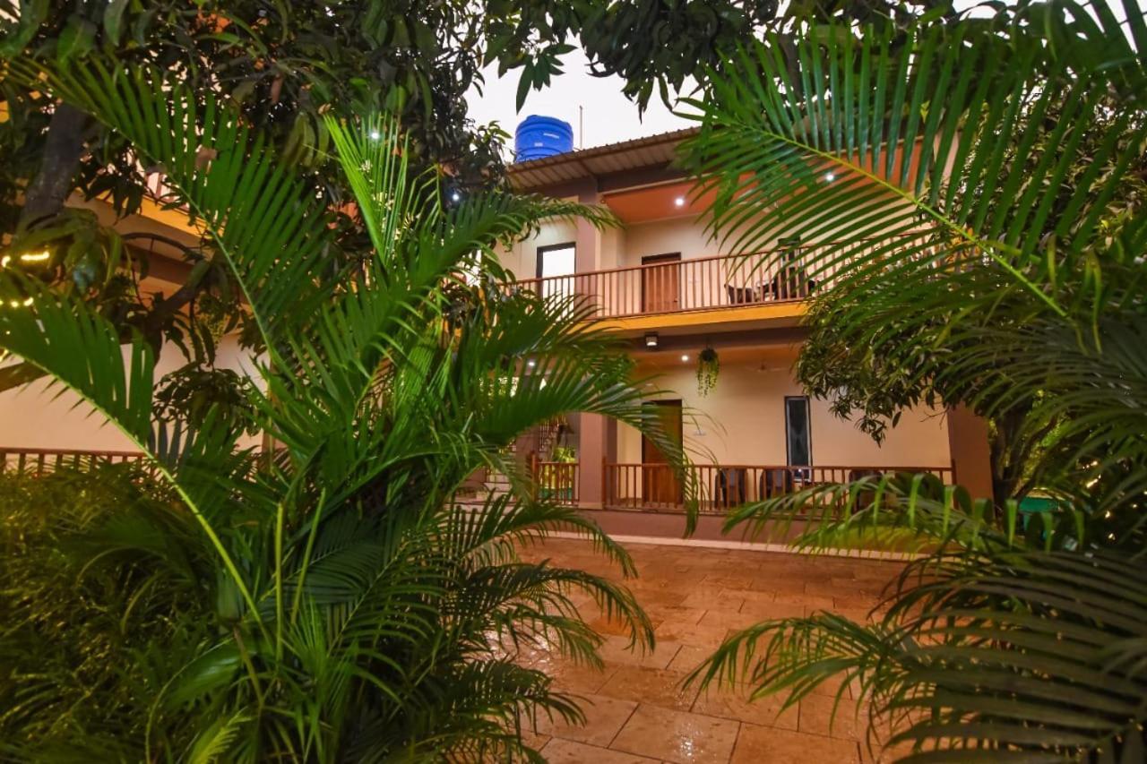 Sk Holiday Homes Алибаг Екстериор снимка